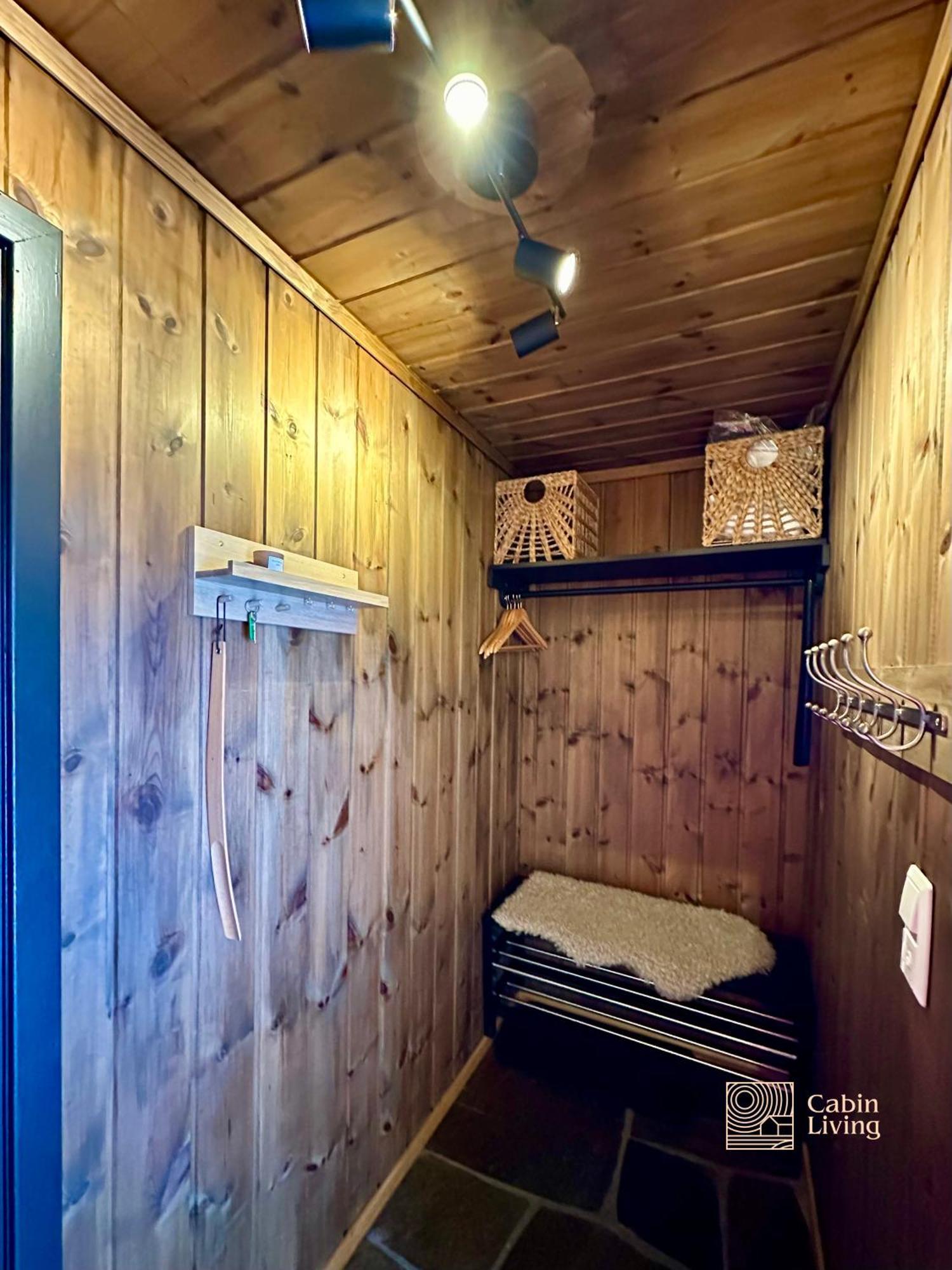 Centrally Located At Center Holiday home *